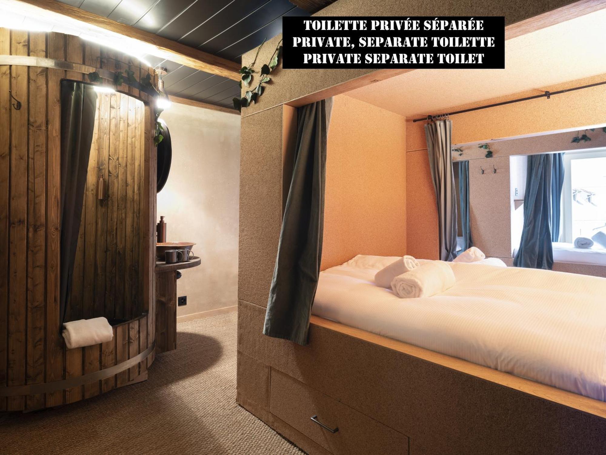 Peanut Medieval Lodge Сент-Юрсан Экстерьер фото